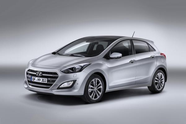 Hyundai I 30 or similar